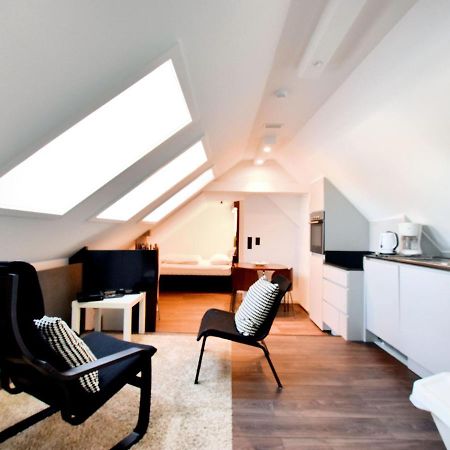 Modern And Cozy Studio In A Former Coach House روبرتفيل المظهر الخارجي الصورة